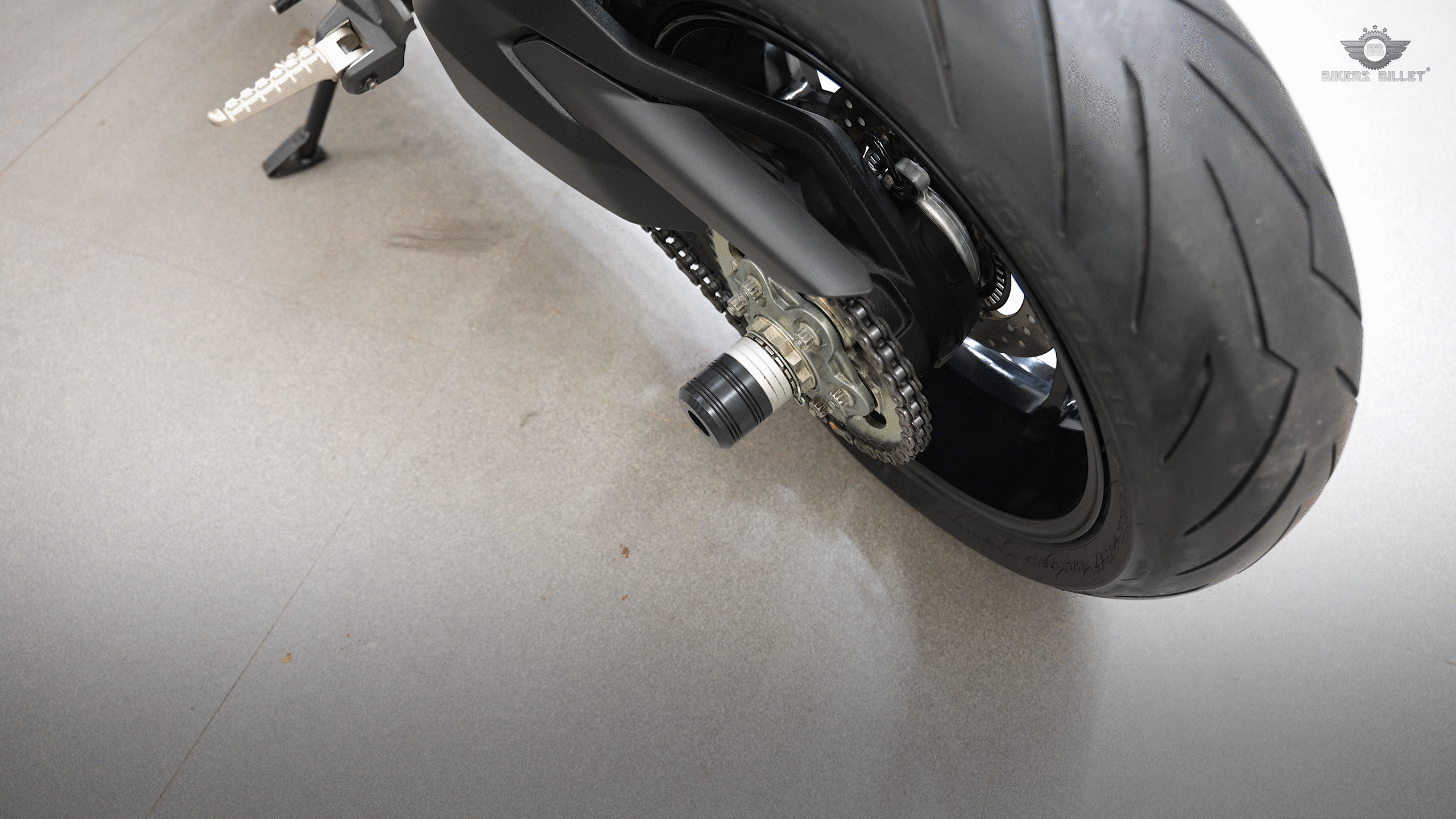 Swing arm Slider 5