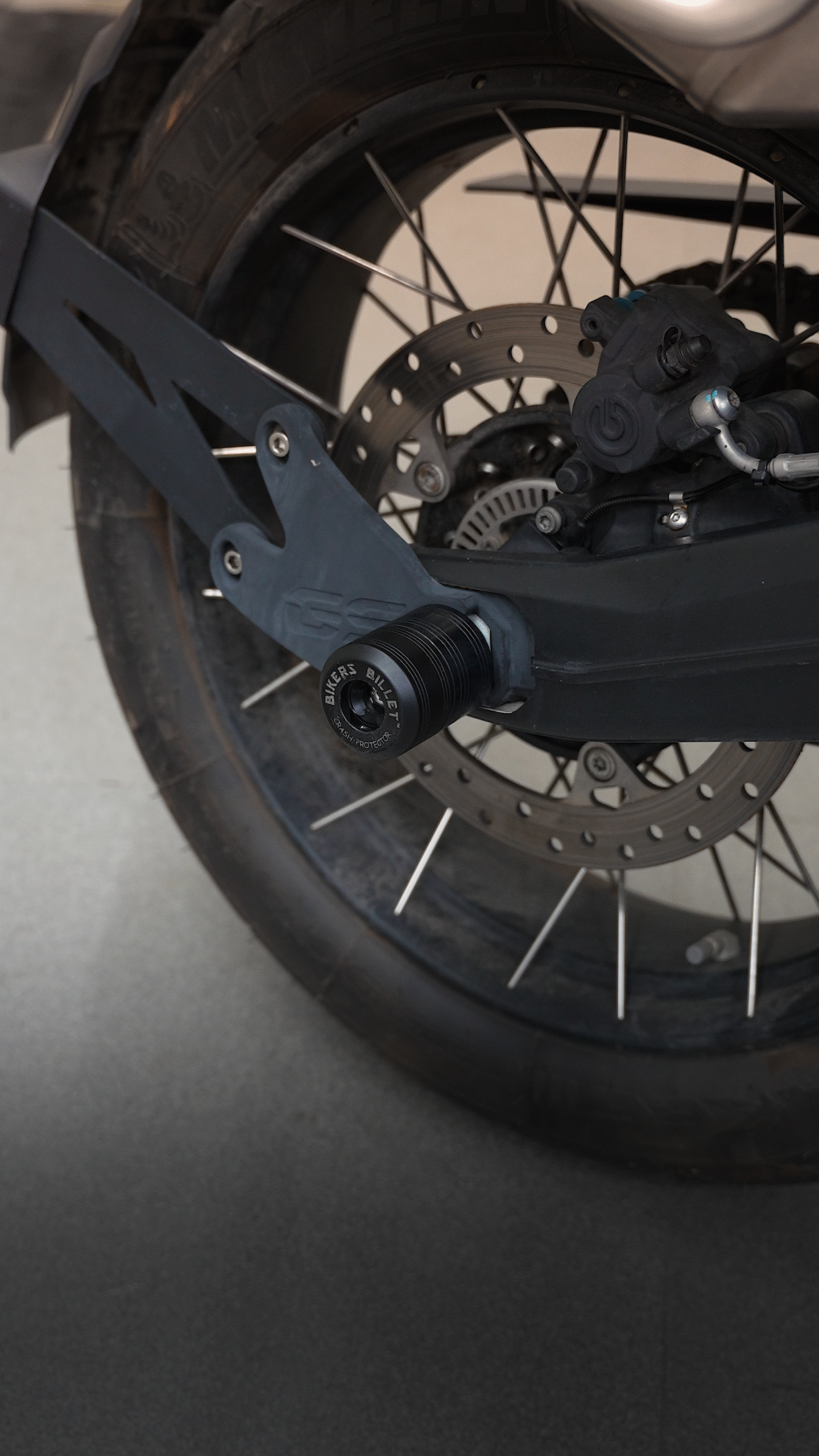 bmw rear slider 1